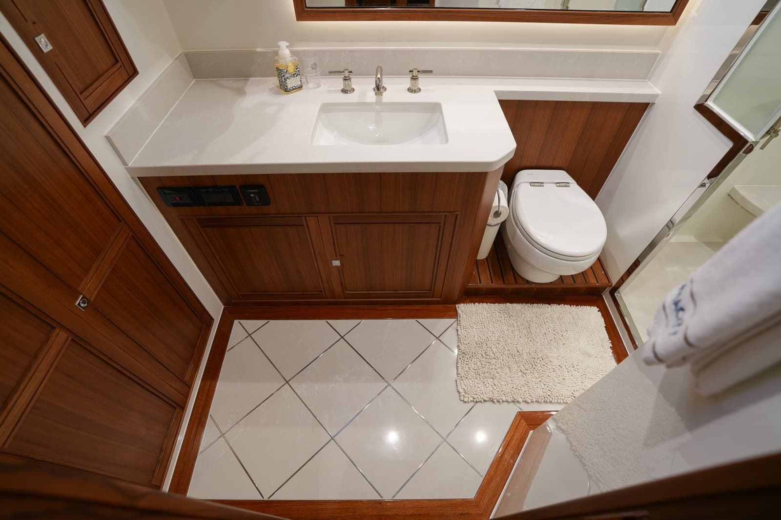 2025 Marlow Explorer 70E MkII-CB - Photo 84