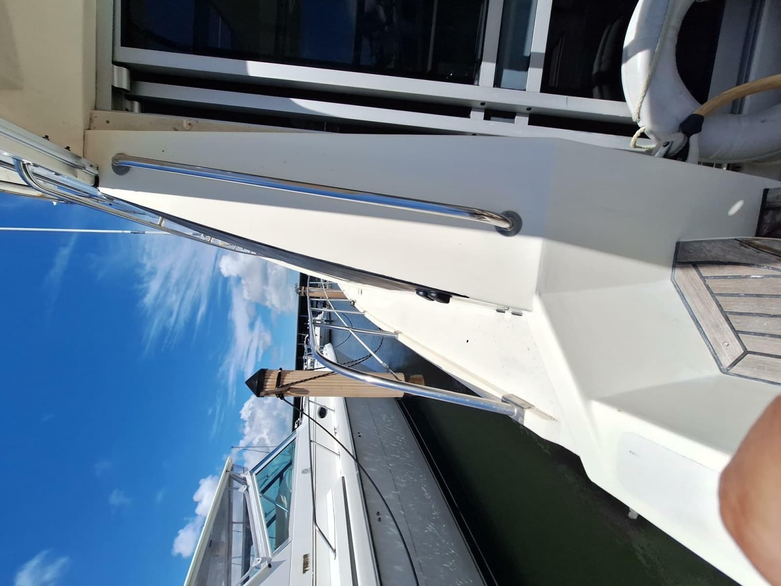 1988 Birchwood 44TS Motor Yacht - Photo 29