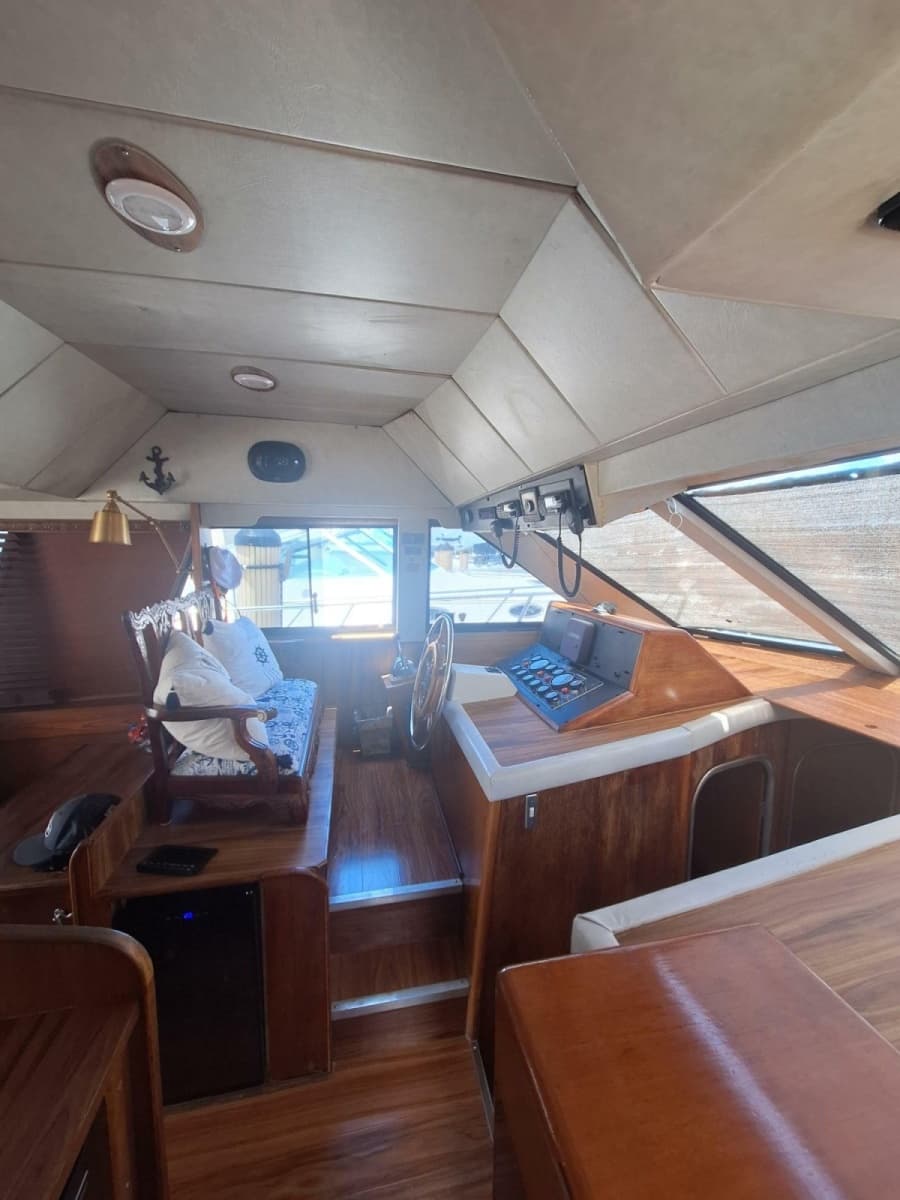 1988 Birchwood 44TS Motor Yacht - Photo 22