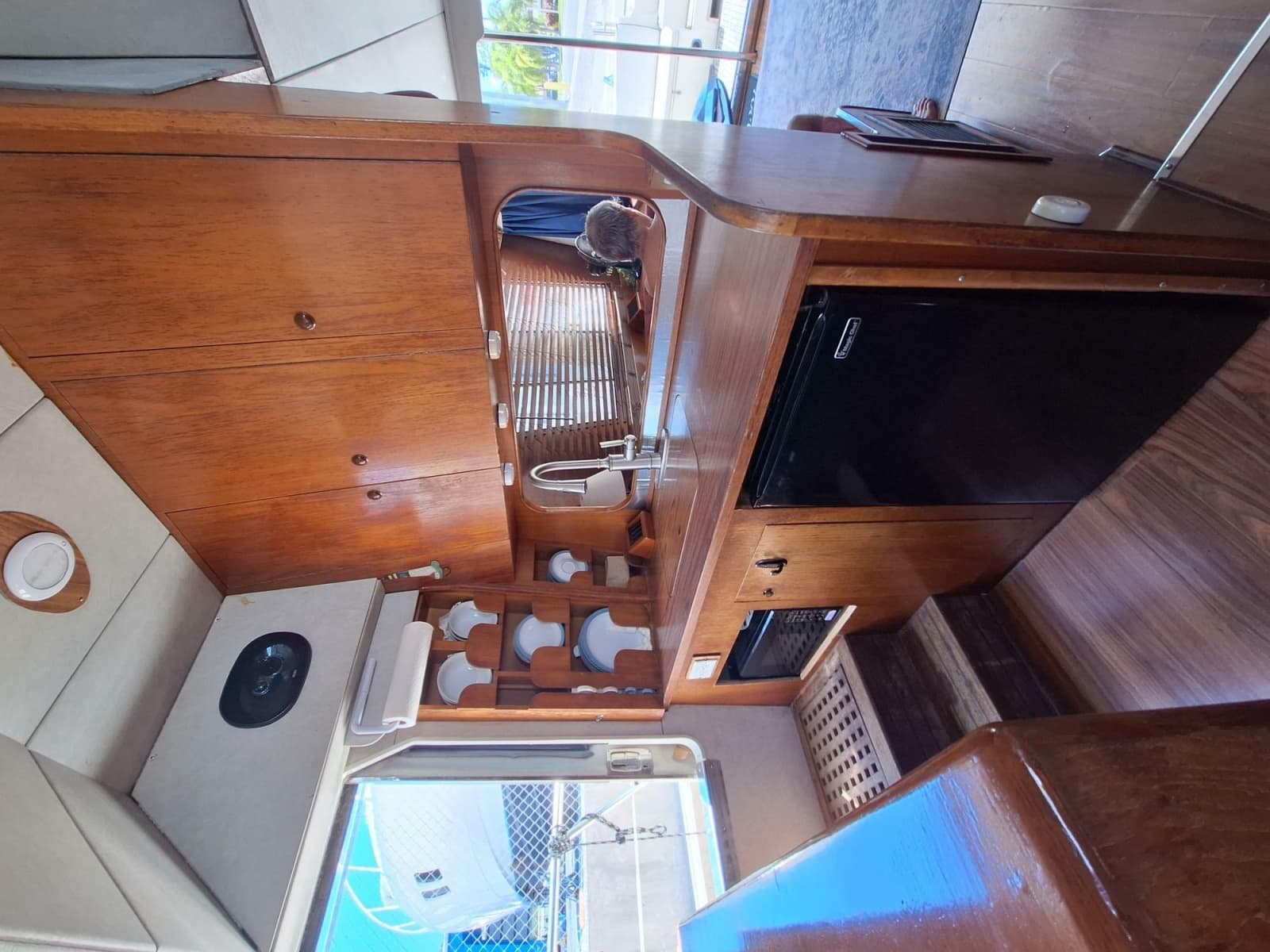 1988 Birchwood 44TS Motor Yacht - Photo 28