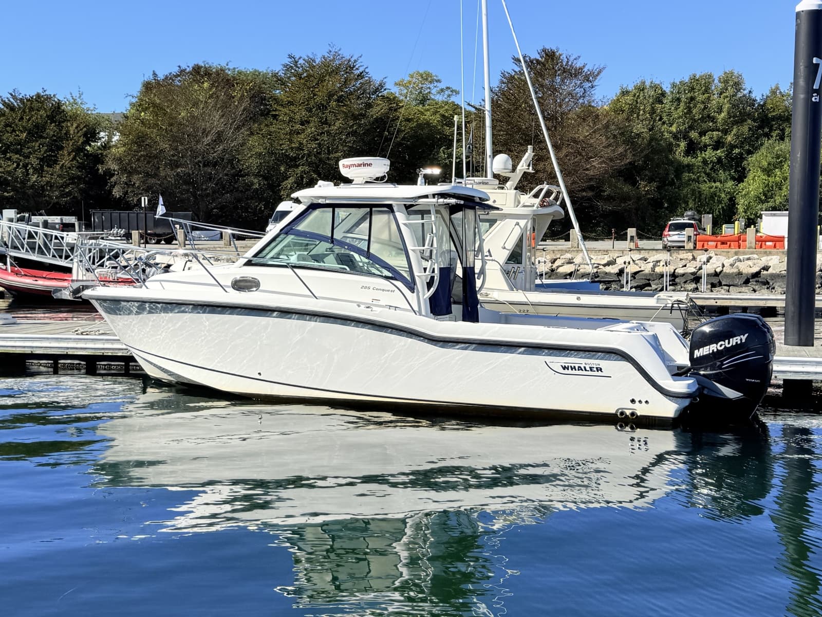 2012 Boston Whaler  - Photo 3