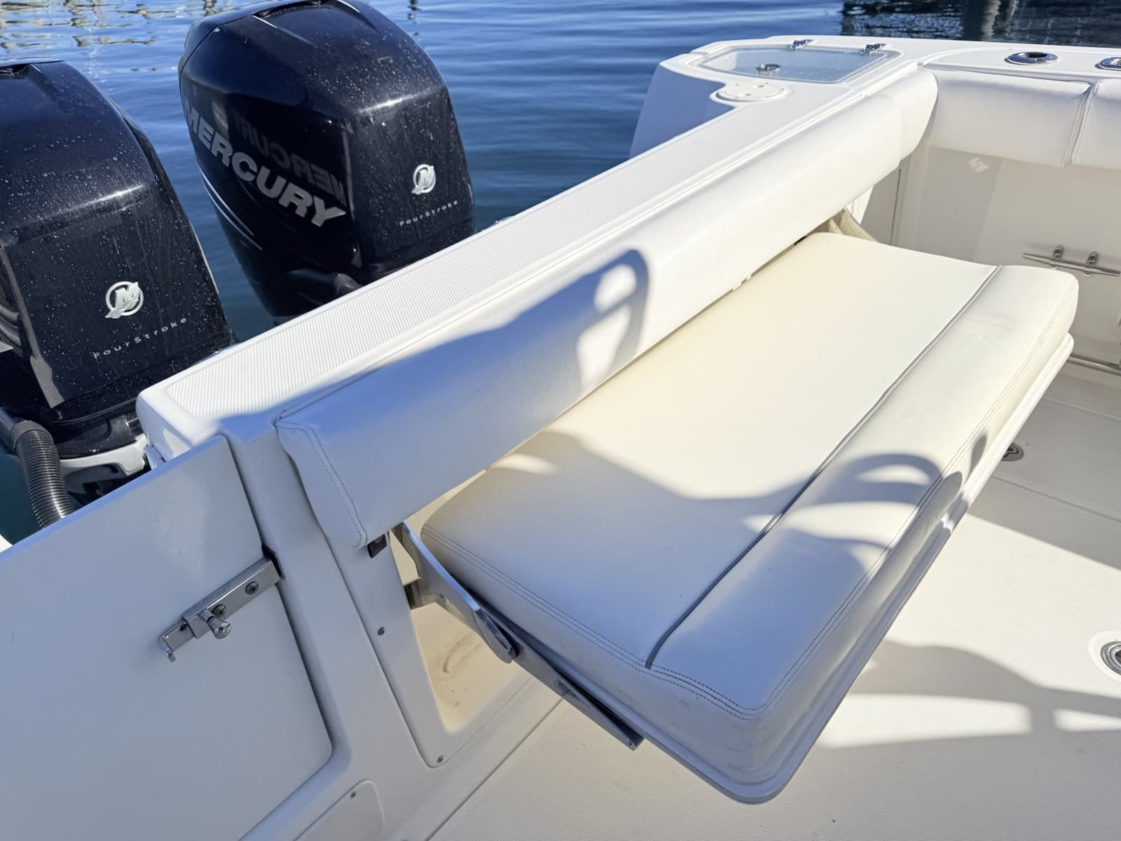 2012 Boston Whaler  - Photo 14