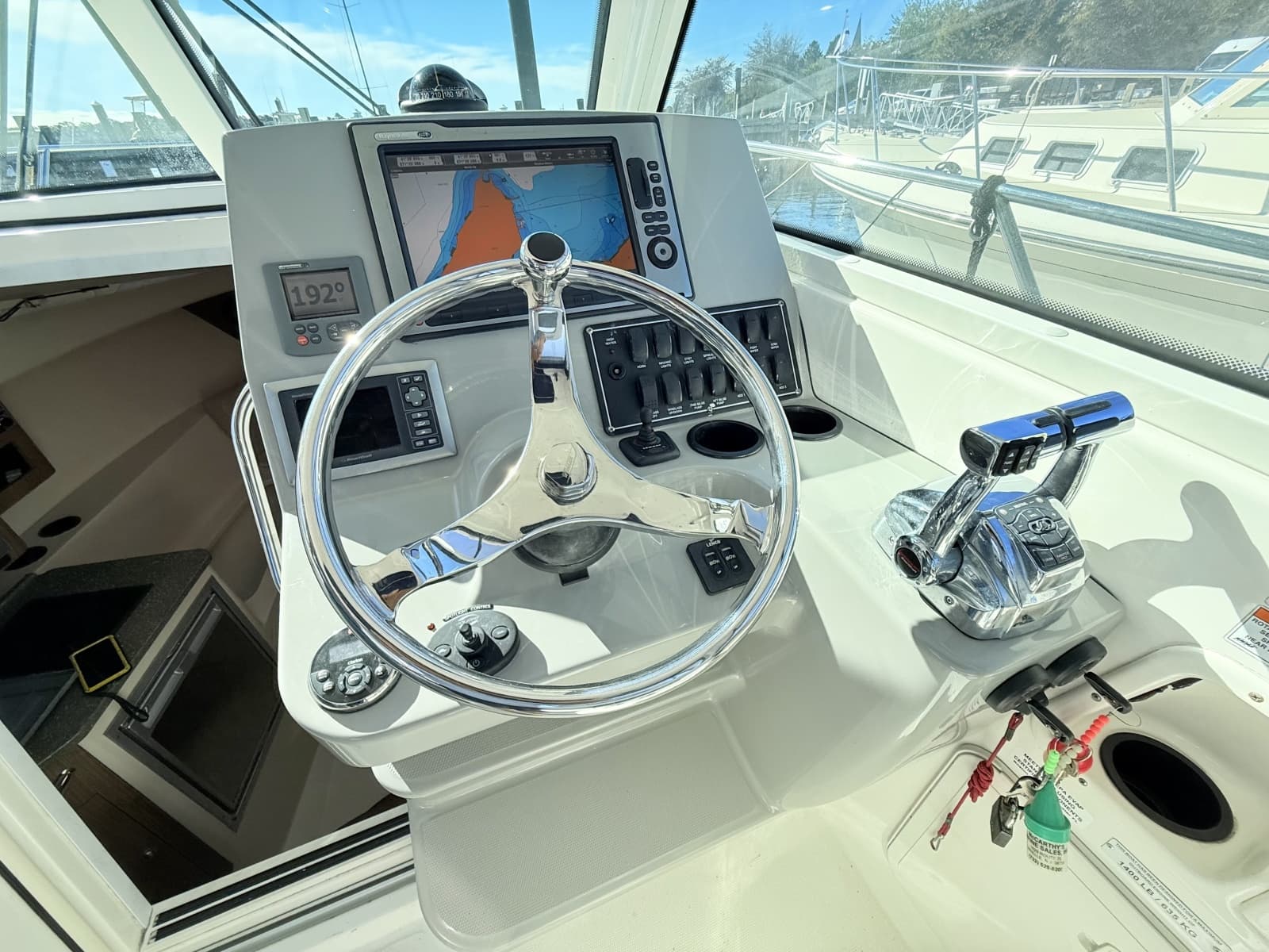 2012 Boston Whaler  - Photo 19