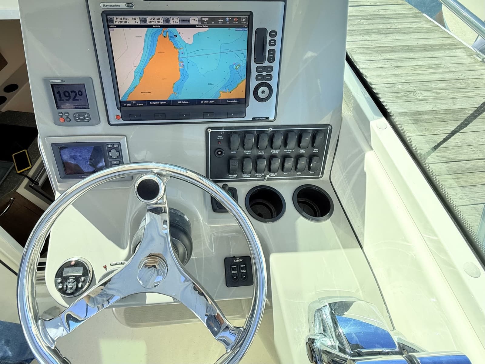 2012 Boston Whaler  - Photo 20