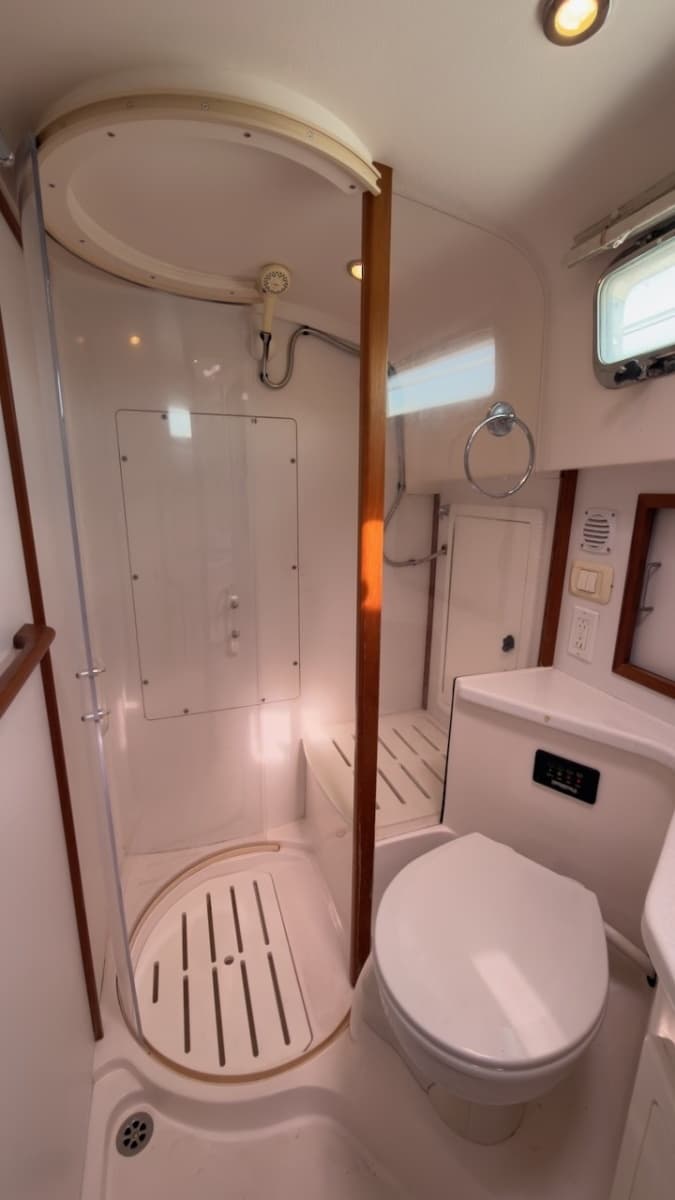 2007 Sabre 34 Express - Photo 24