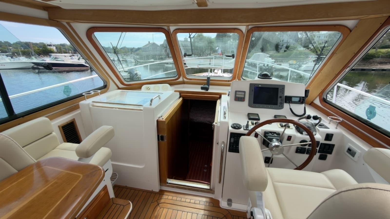 2007 Sabre 34 Express - Photo 7