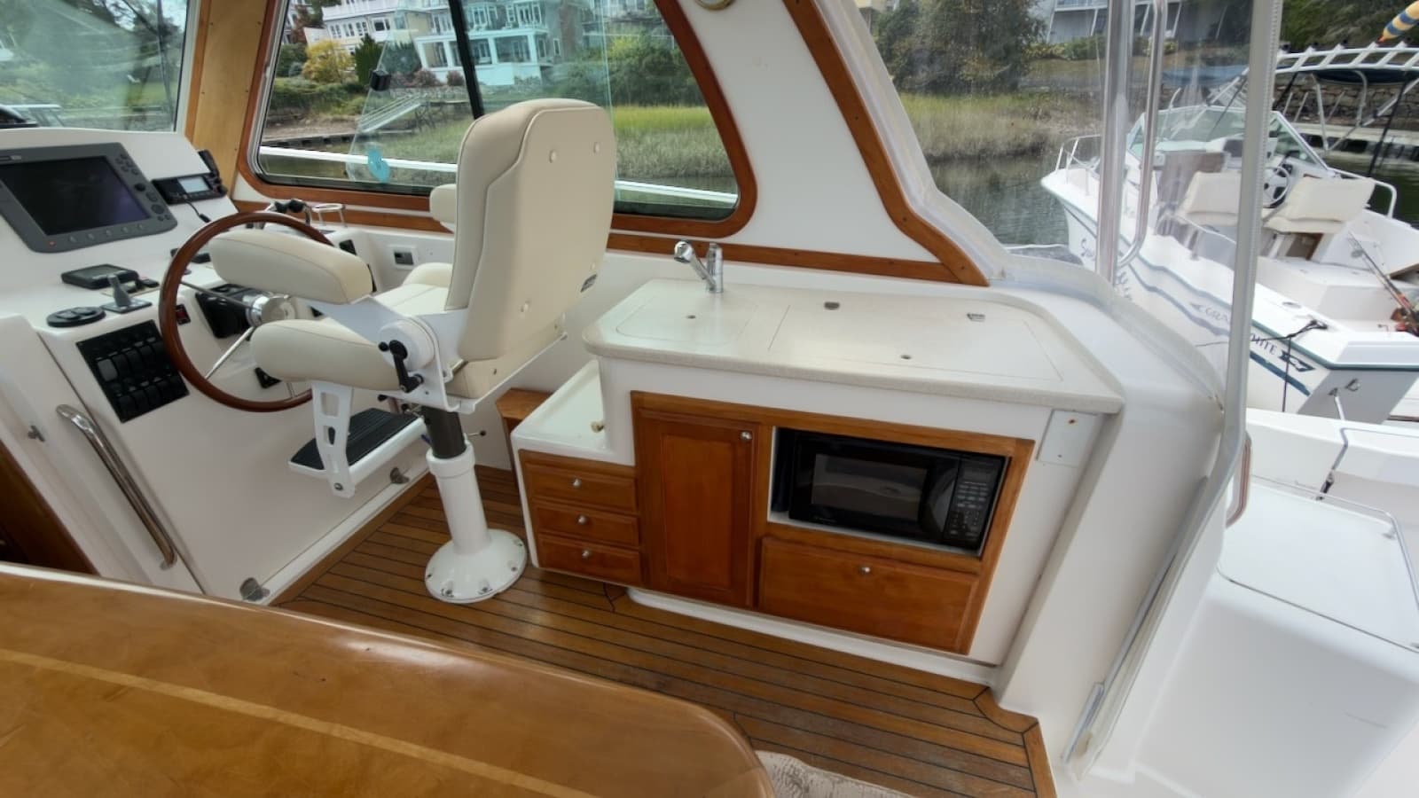 2007 Sabre 34 Express - Photo 12