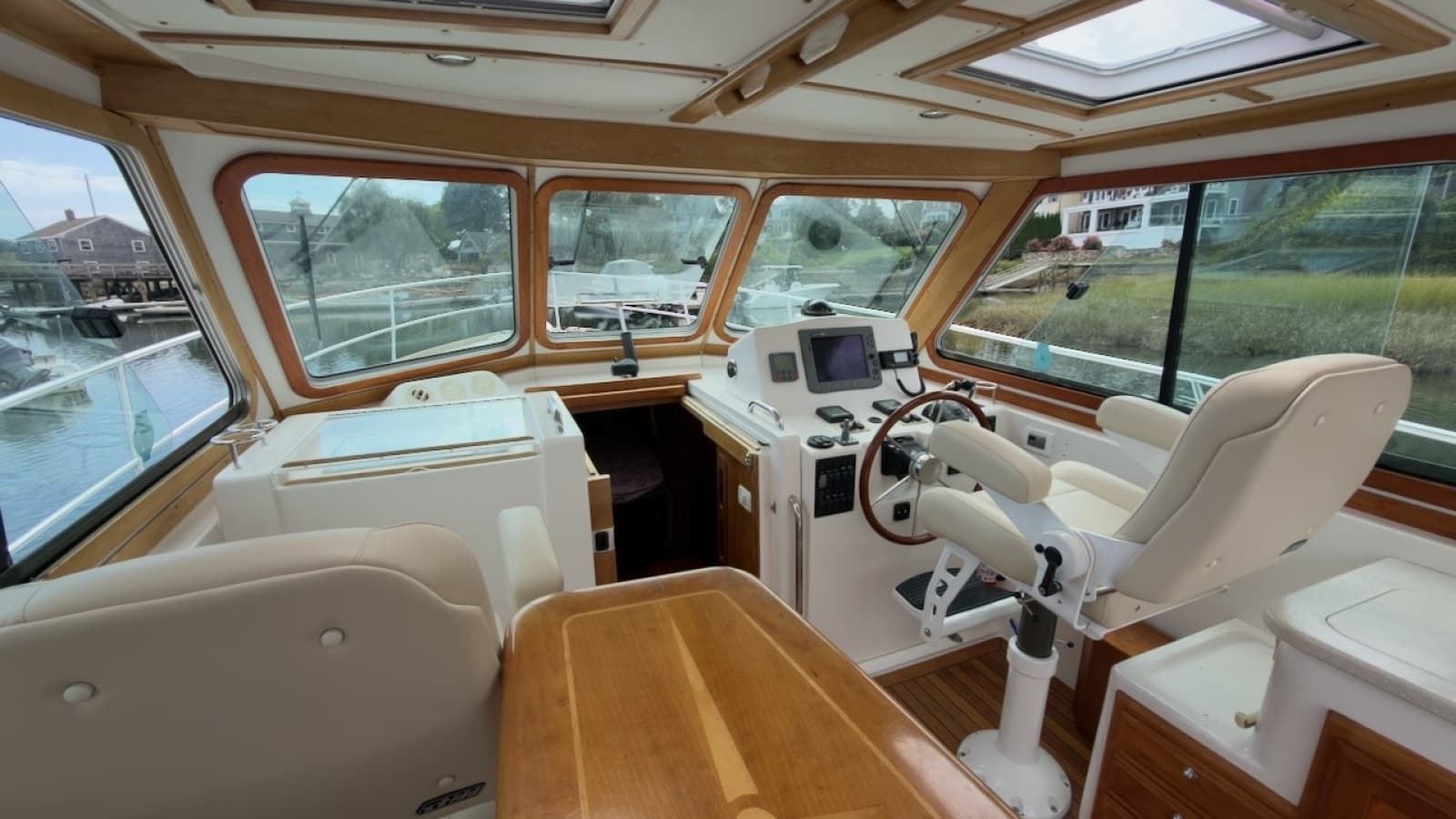 2007 Sabre 34 Express - Photo 9