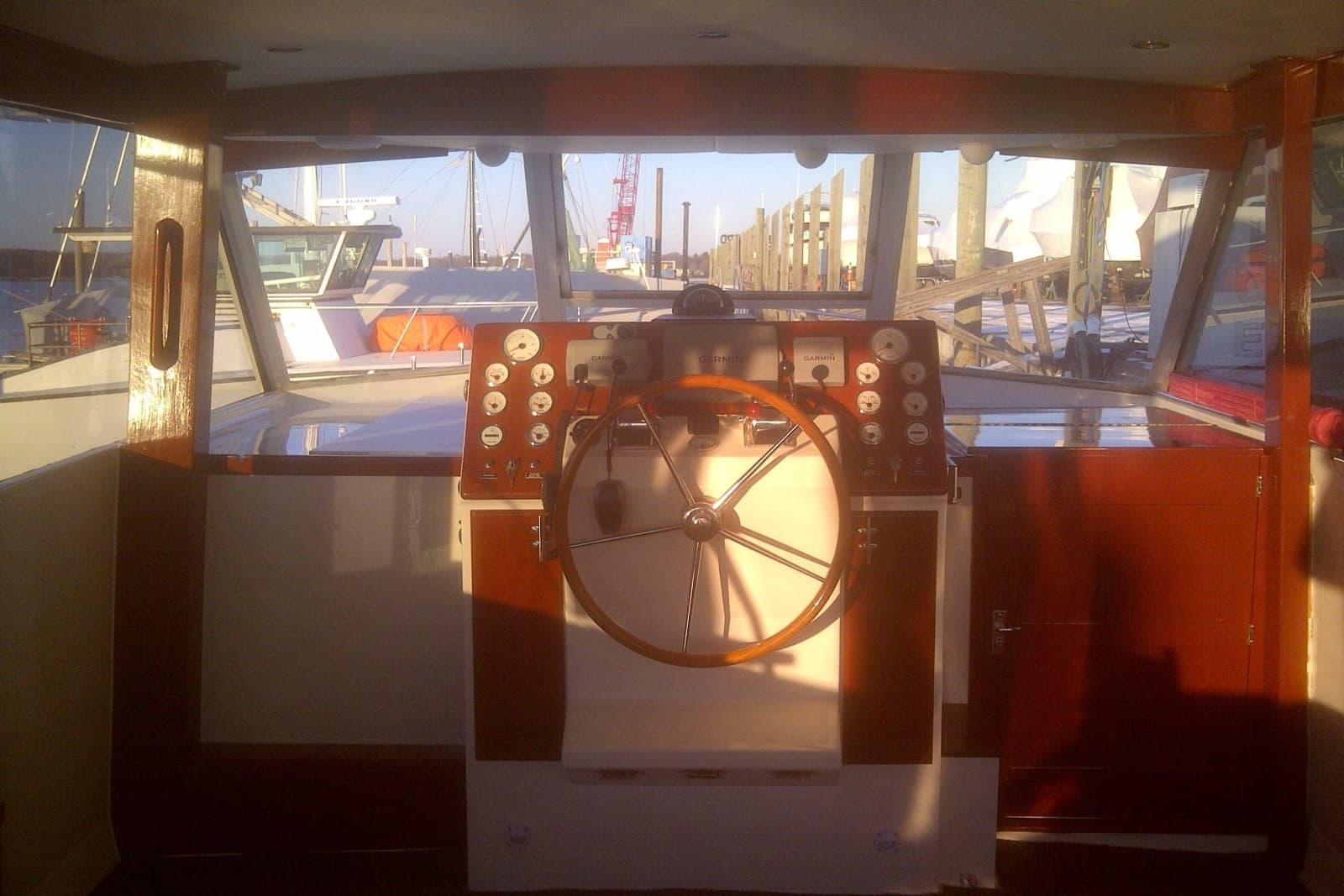 1973 Chris-Craft 47 Commander - Photo 18