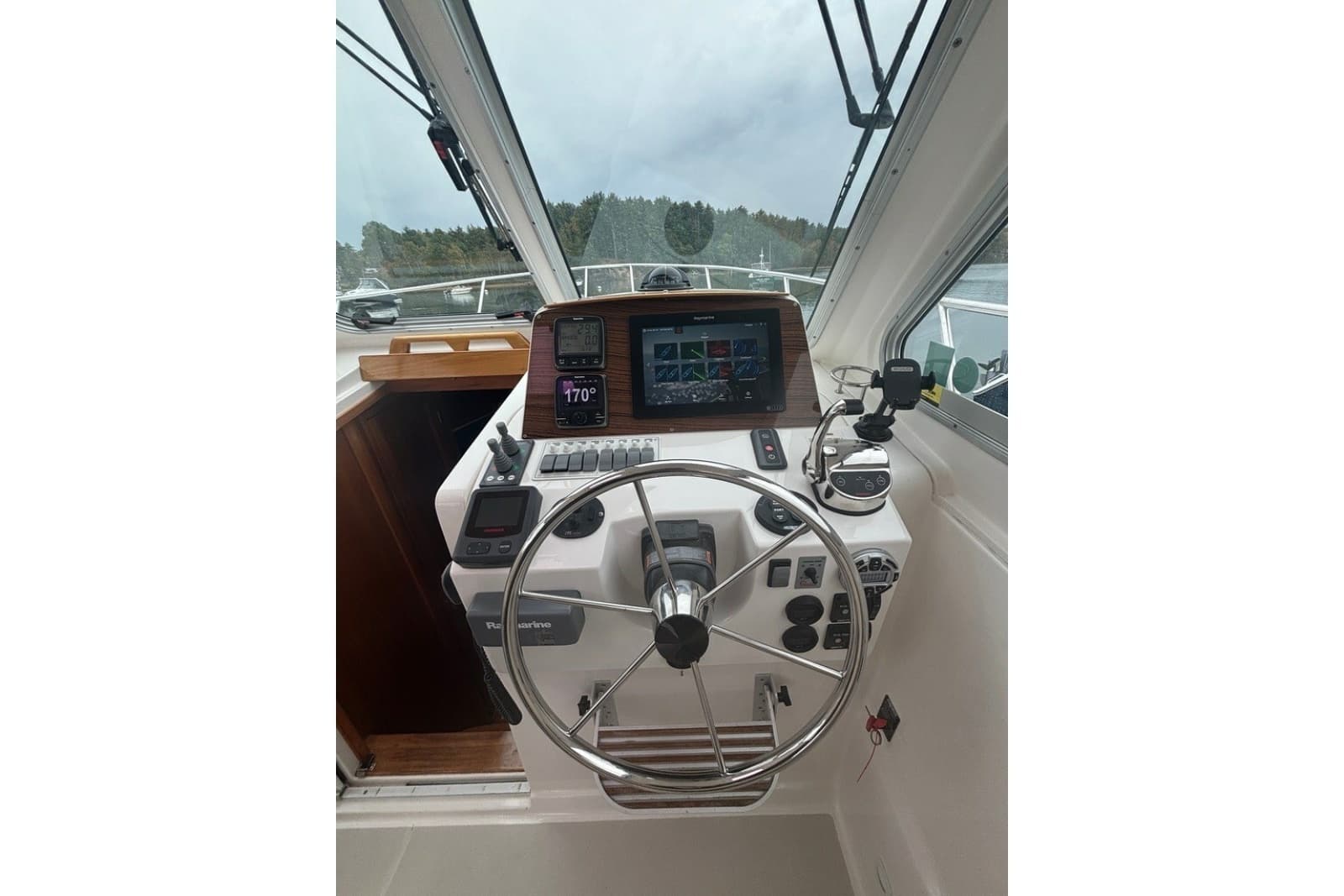 2013 Back Cove 30 - Photo 10