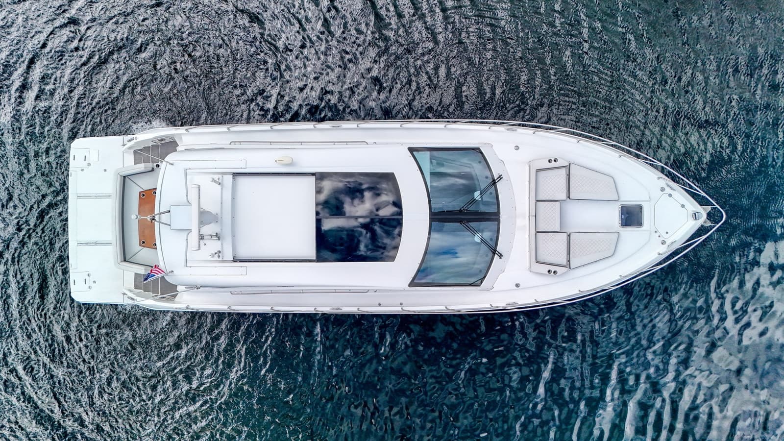 2018 Cruisers Yachts 54 Cantius - Photo 23