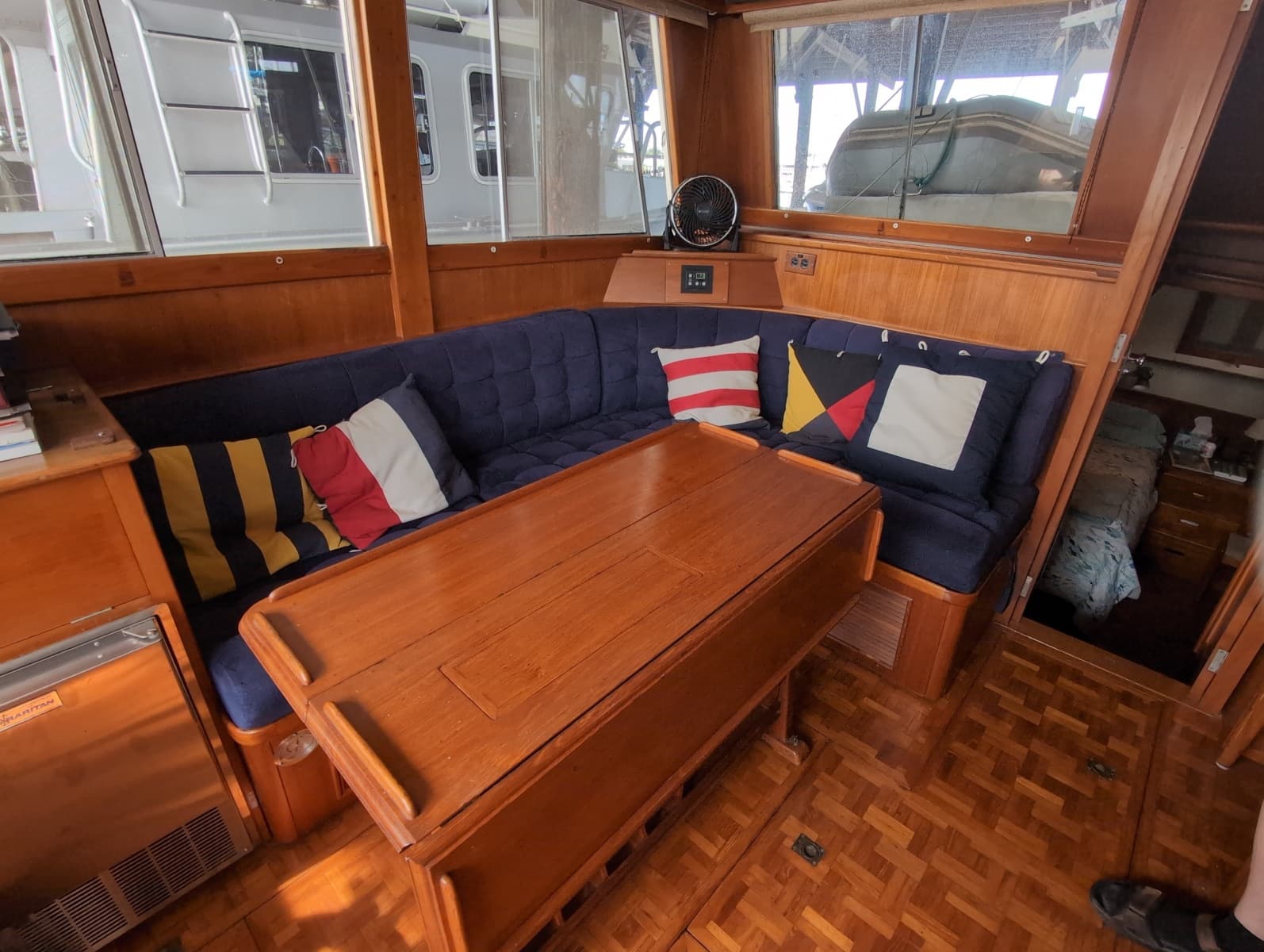 1990 Grand Banks 36 Classic - Photo 29