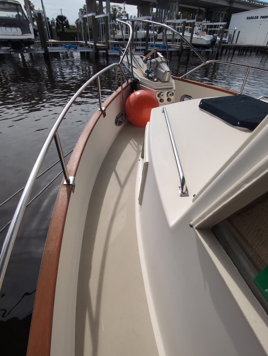 1990 Grand Banks 36 Classic - Photo 14