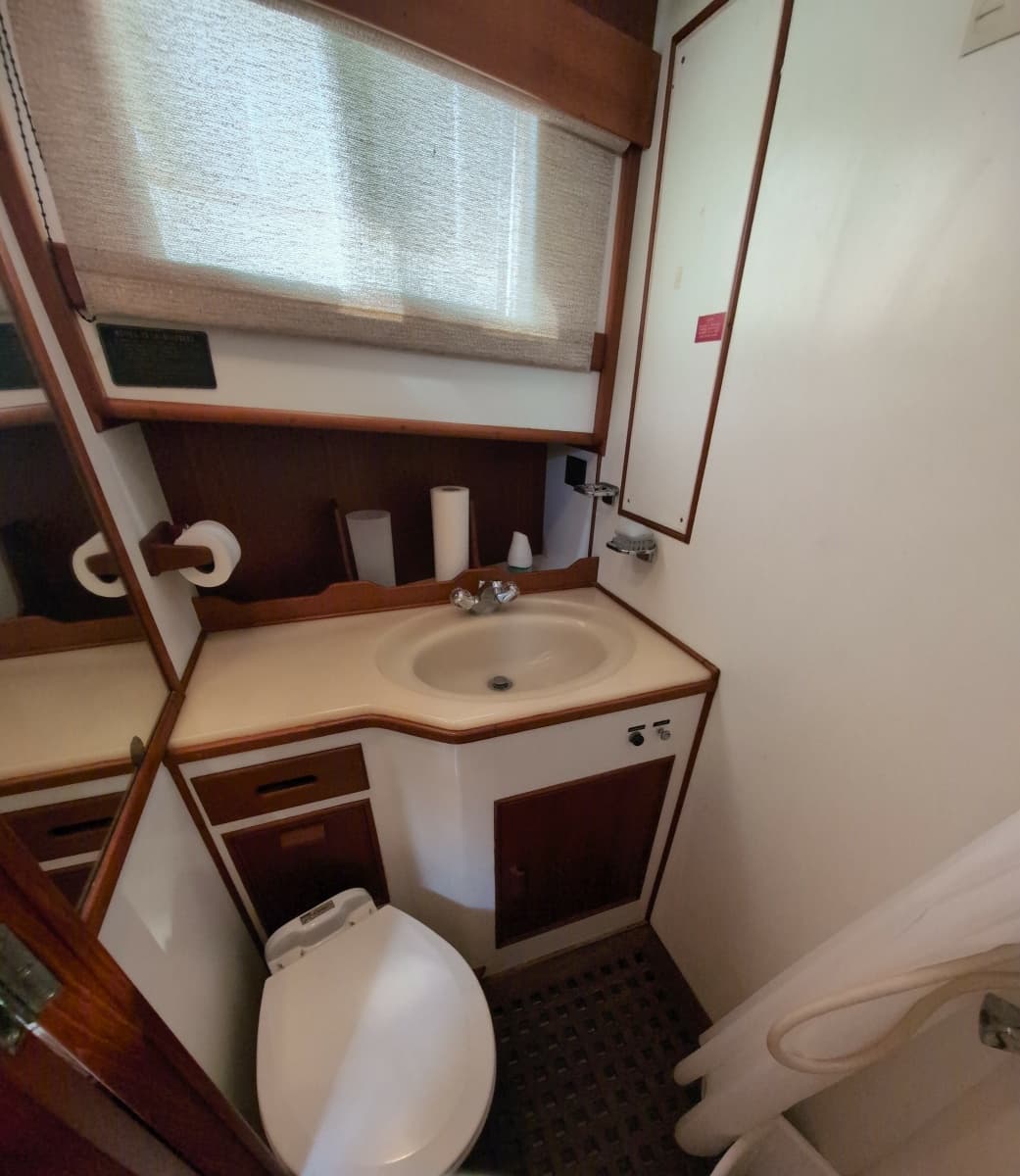 1990 Grand Banks 36 Classic - Photo 42