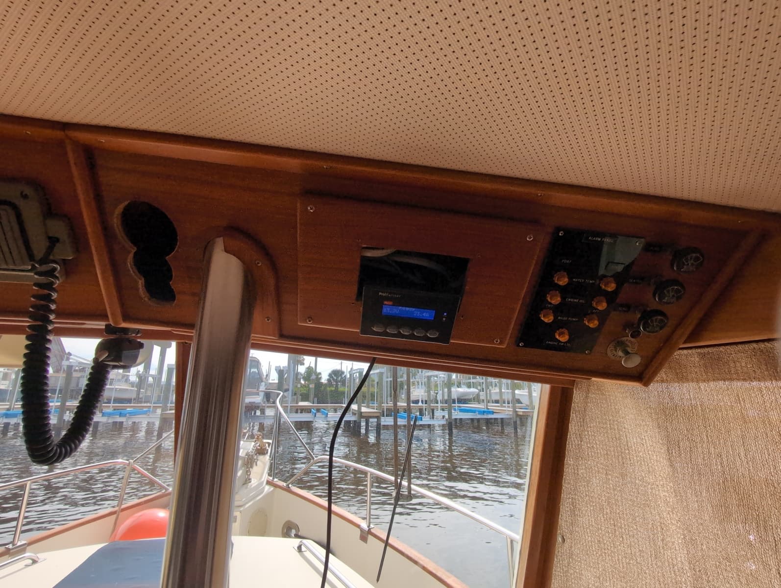 1990 Grand Banks 36 Classic - Photo 44