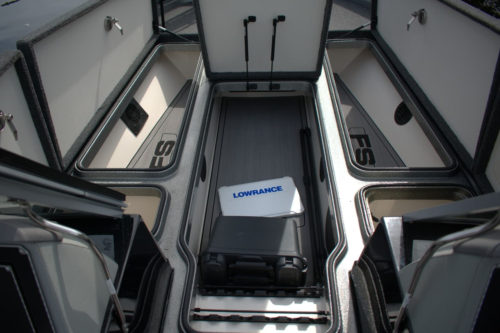 2023 Ranger 622FS Pro - Photo 12