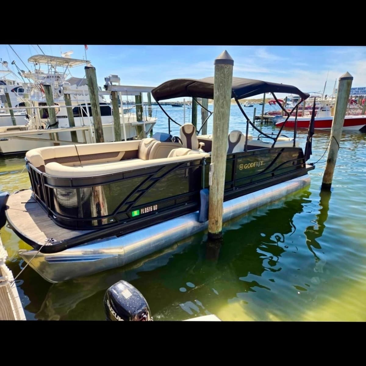 2022 Godfrey Monaco 255 SB - Photo 1