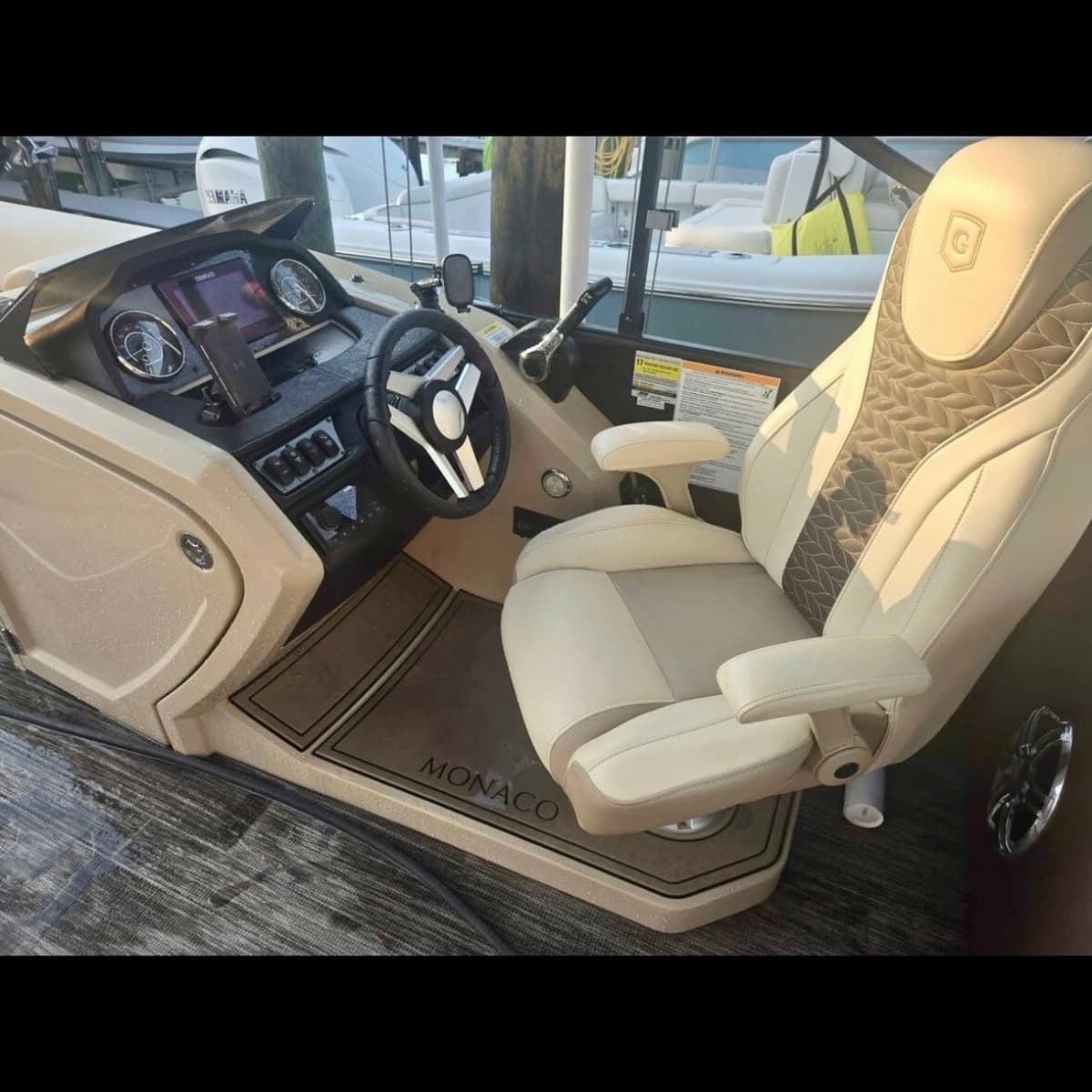 2022 Godfrey Monaco 255 SB - Photo 3