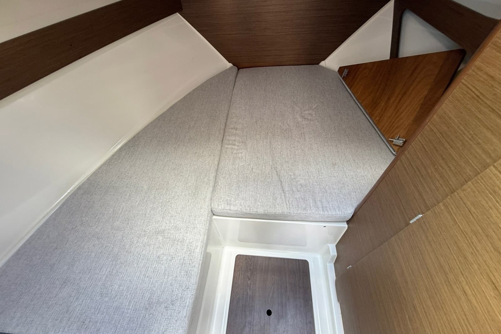 2022 Jeanneau NC 795 Series 2 - Photo 11