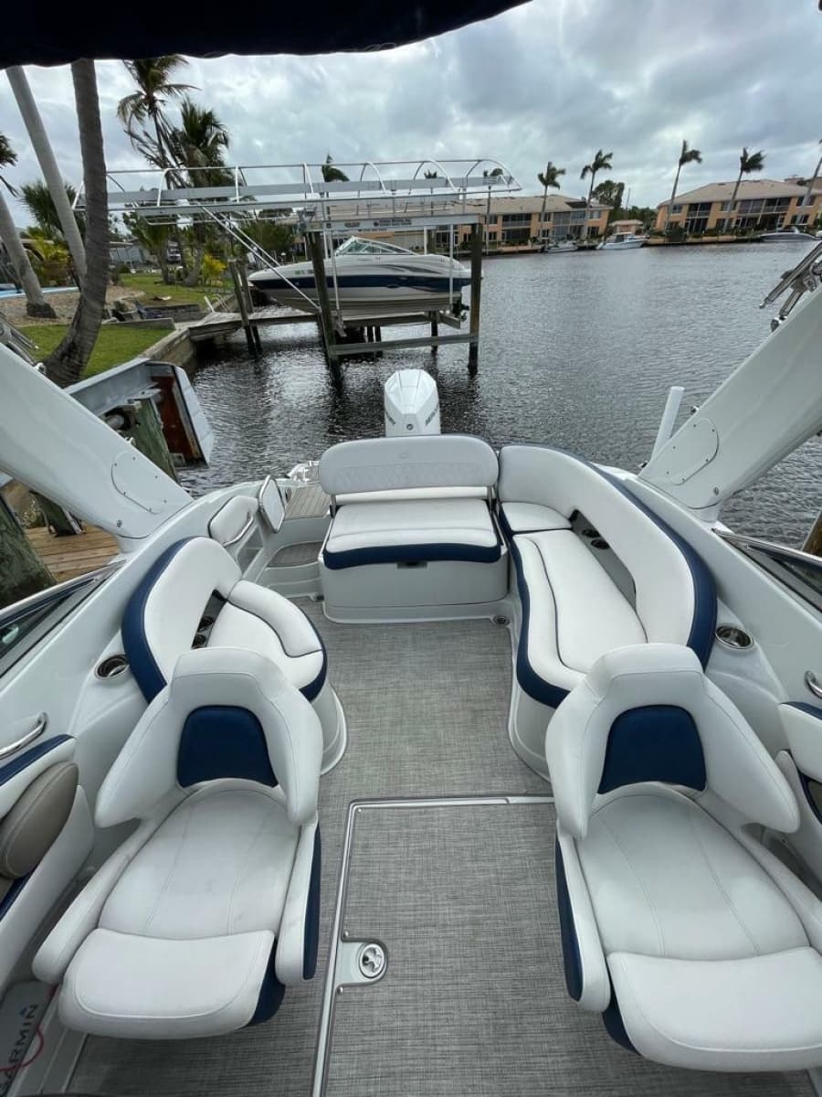 2021 Crownline 270 XSS - Photo 8