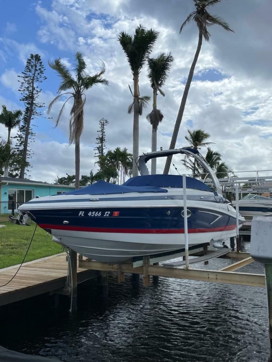 2021 Crownline 270 XSS - Photo 2