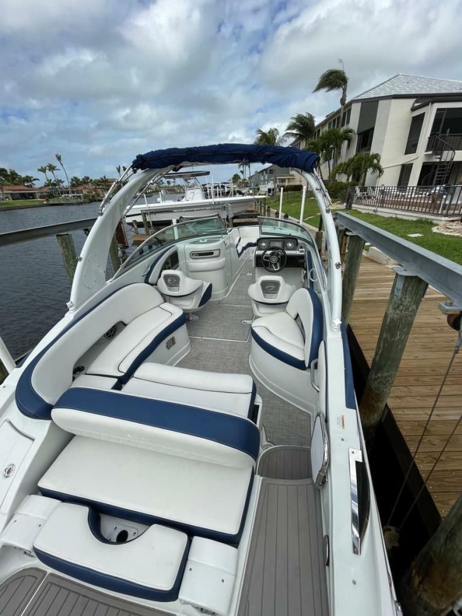 2021 Crownline 270 XSS - Photo 9
