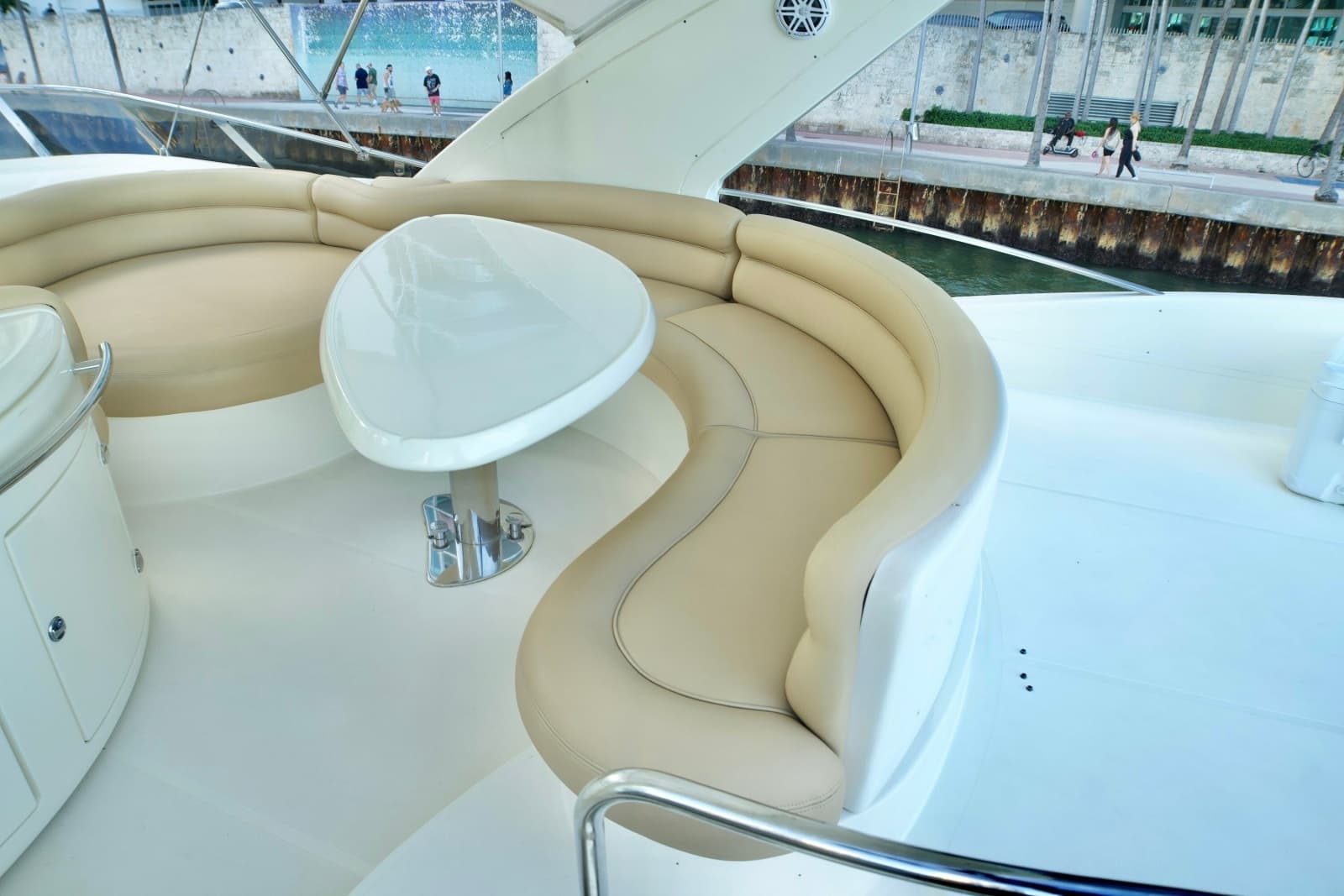 2007 Azimut 55E - Photo 27