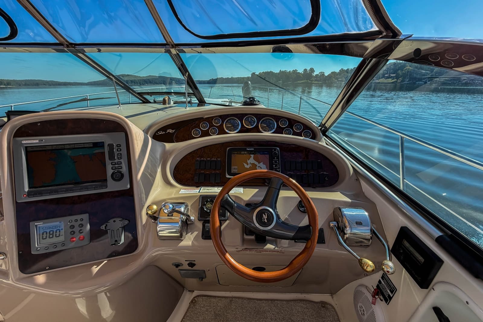 2003 Sea Ray 410 Sundancer - Photo 22