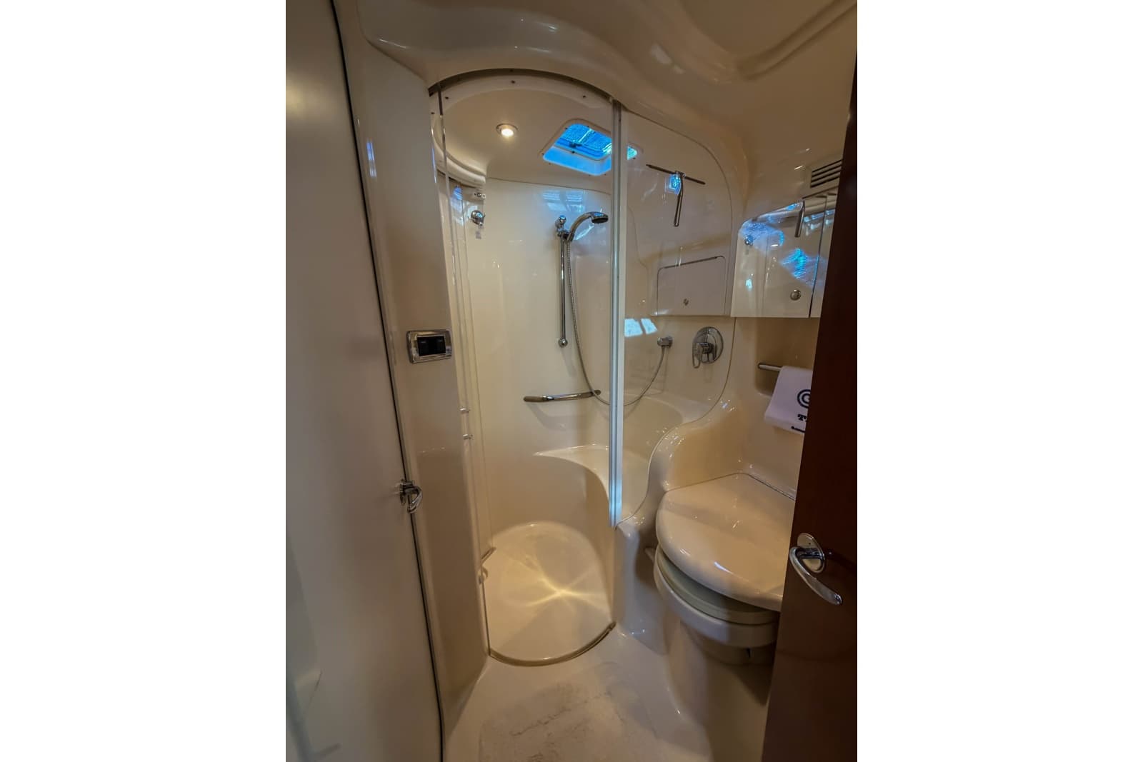 2003 Sea Ray 410 Sundancer - Photo 33