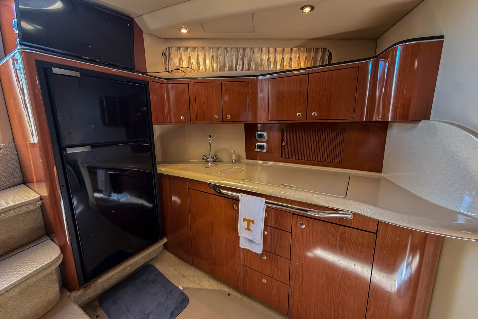 2003 Sea Ray 410 Sundancer - Photo 38
