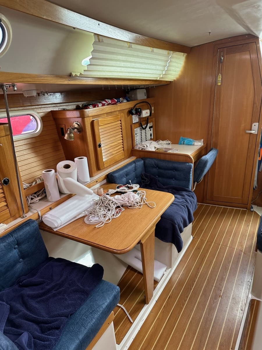 2004 Catalina 36 mkII - Photo 25