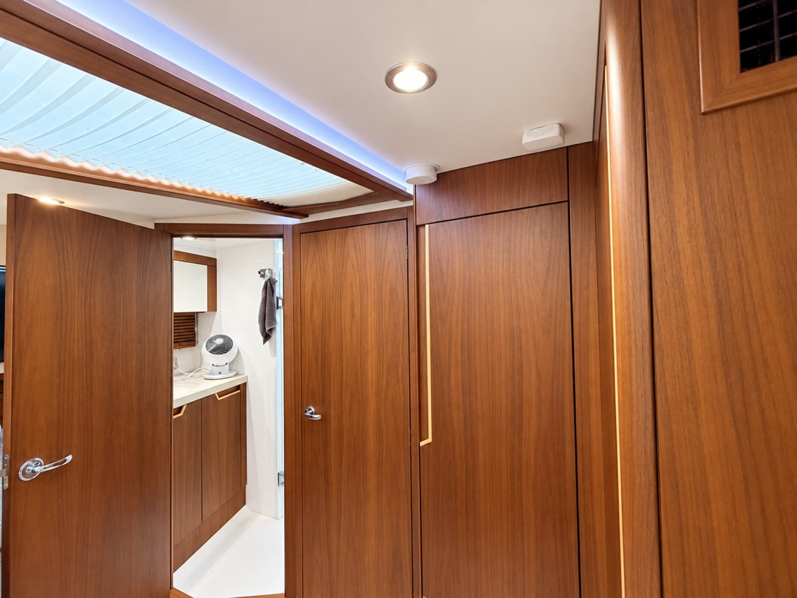 2017 Galeon 385 HTS - Photo 26