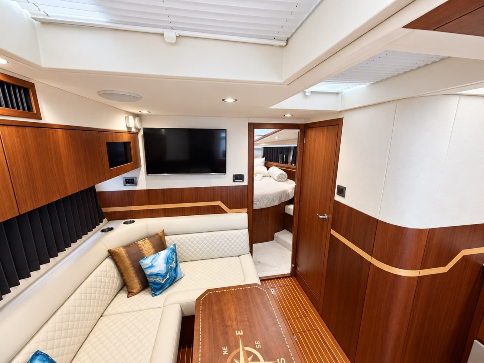 2017 Galeon 385 HTS - Photo 22