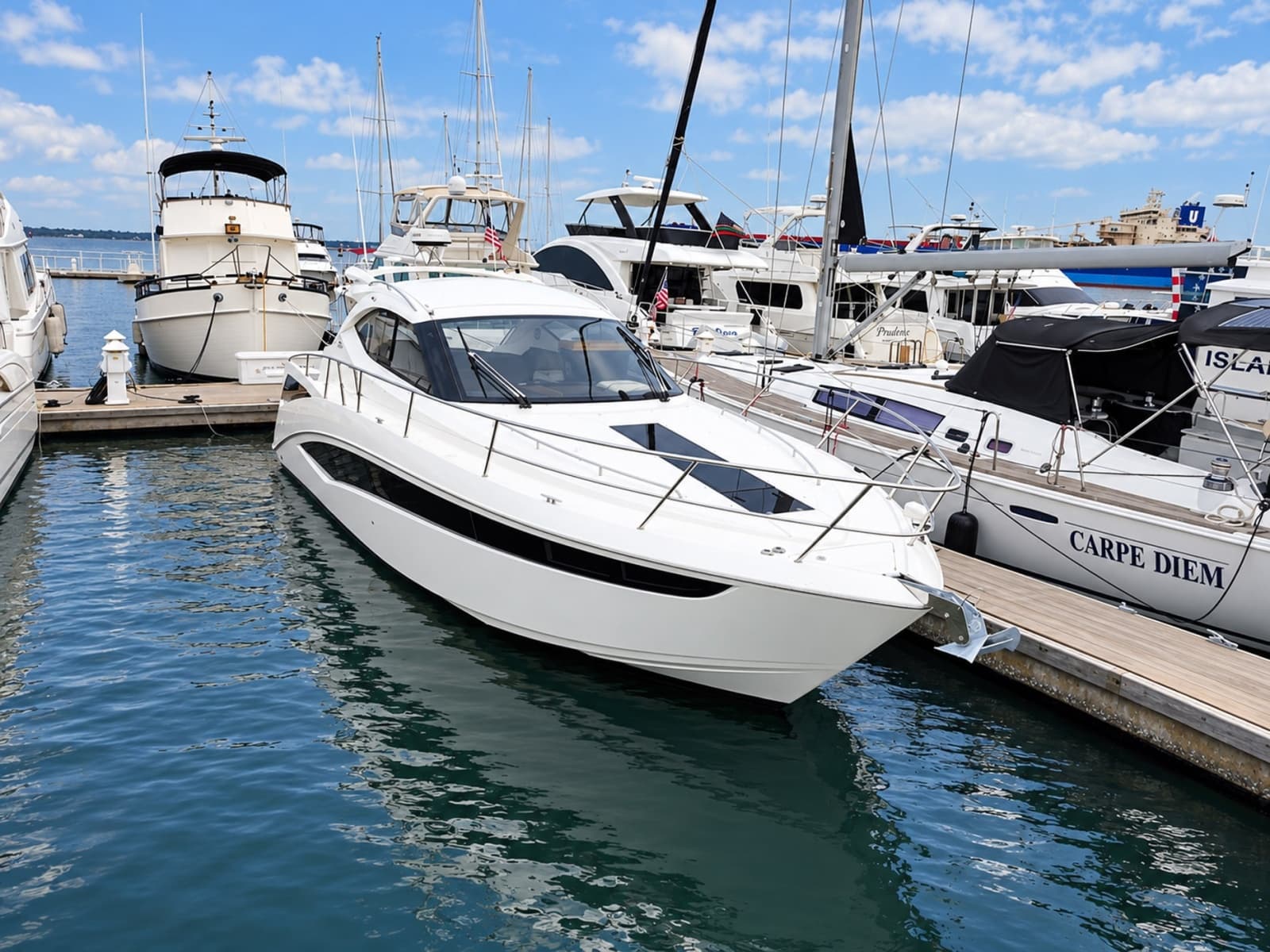 2017 Galeon 385 HTS - Photo 1