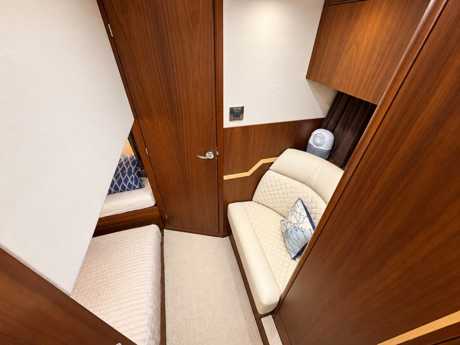 2017 Galeon 385 HTS - Photo 23