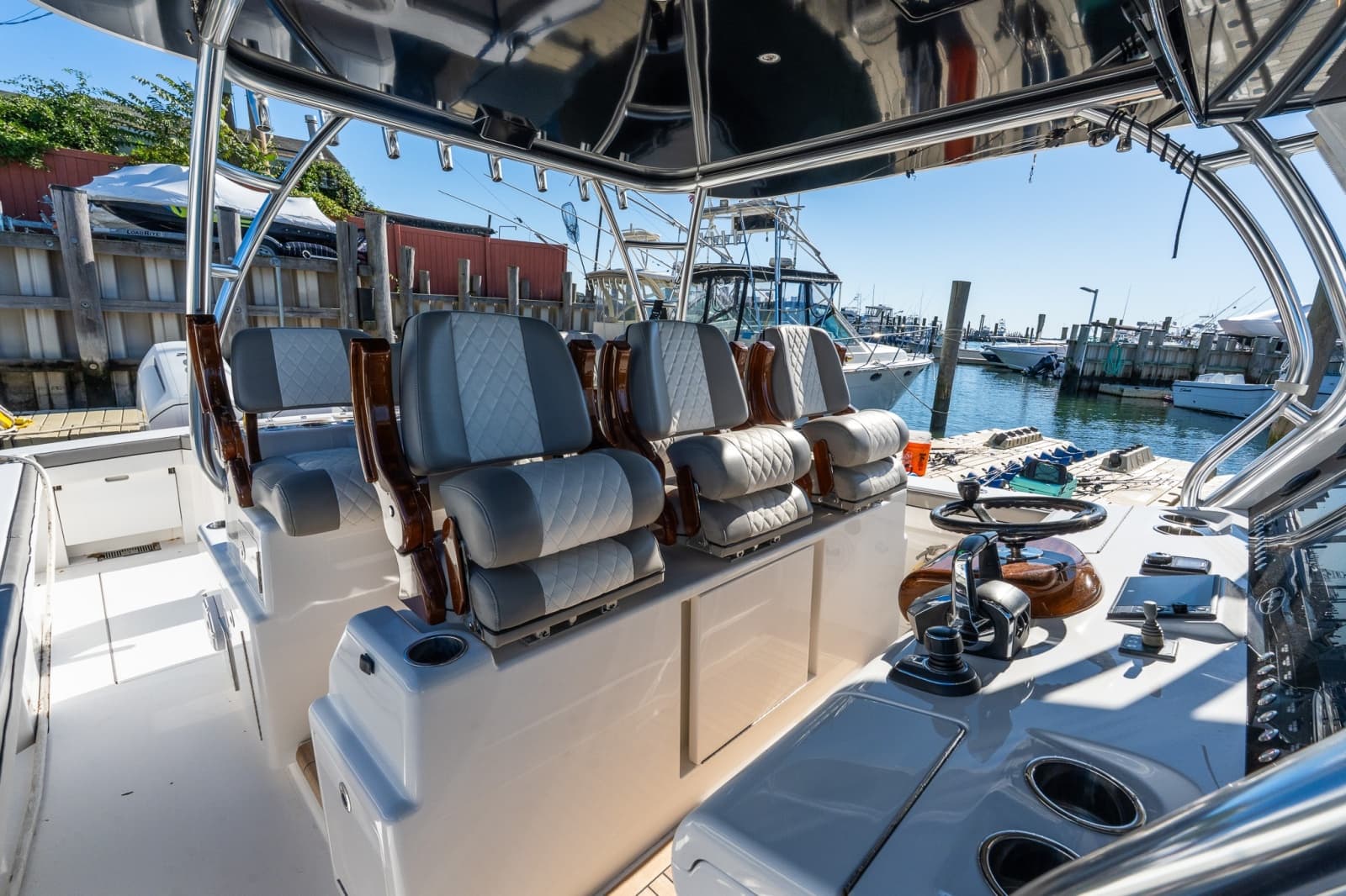 2022 Valhalla Boatworks V-46 - Photo 19