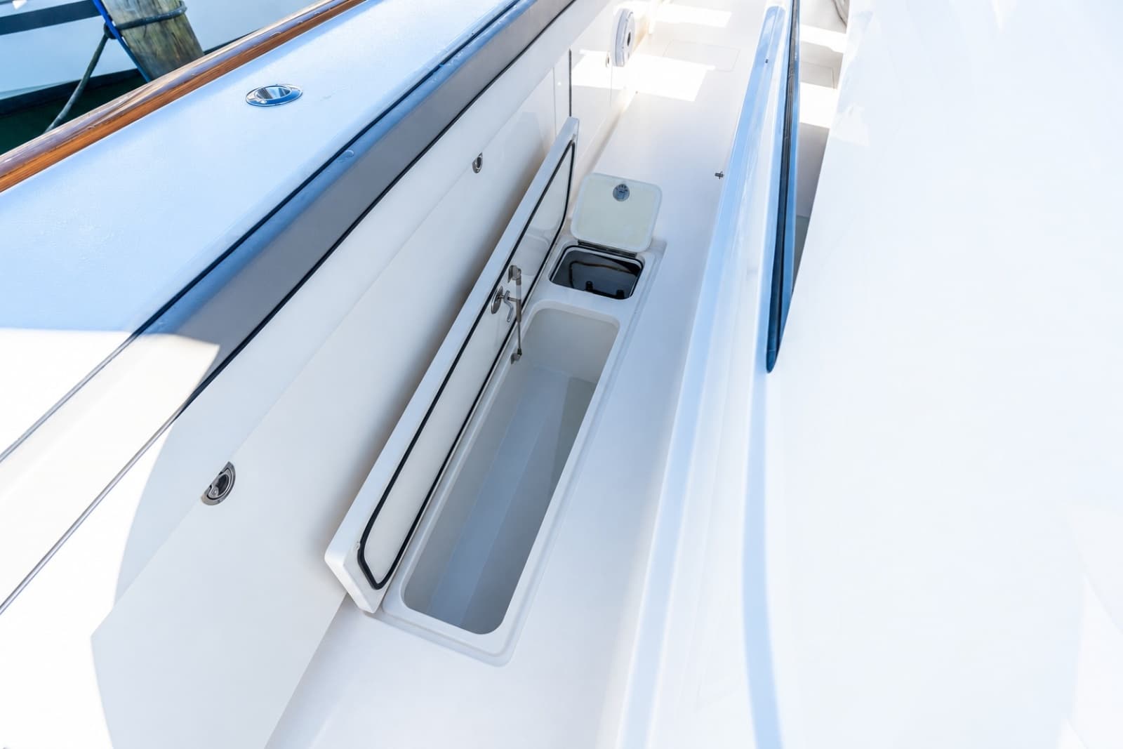 2022 Valhalla Boatworks V-46 - Photo 16