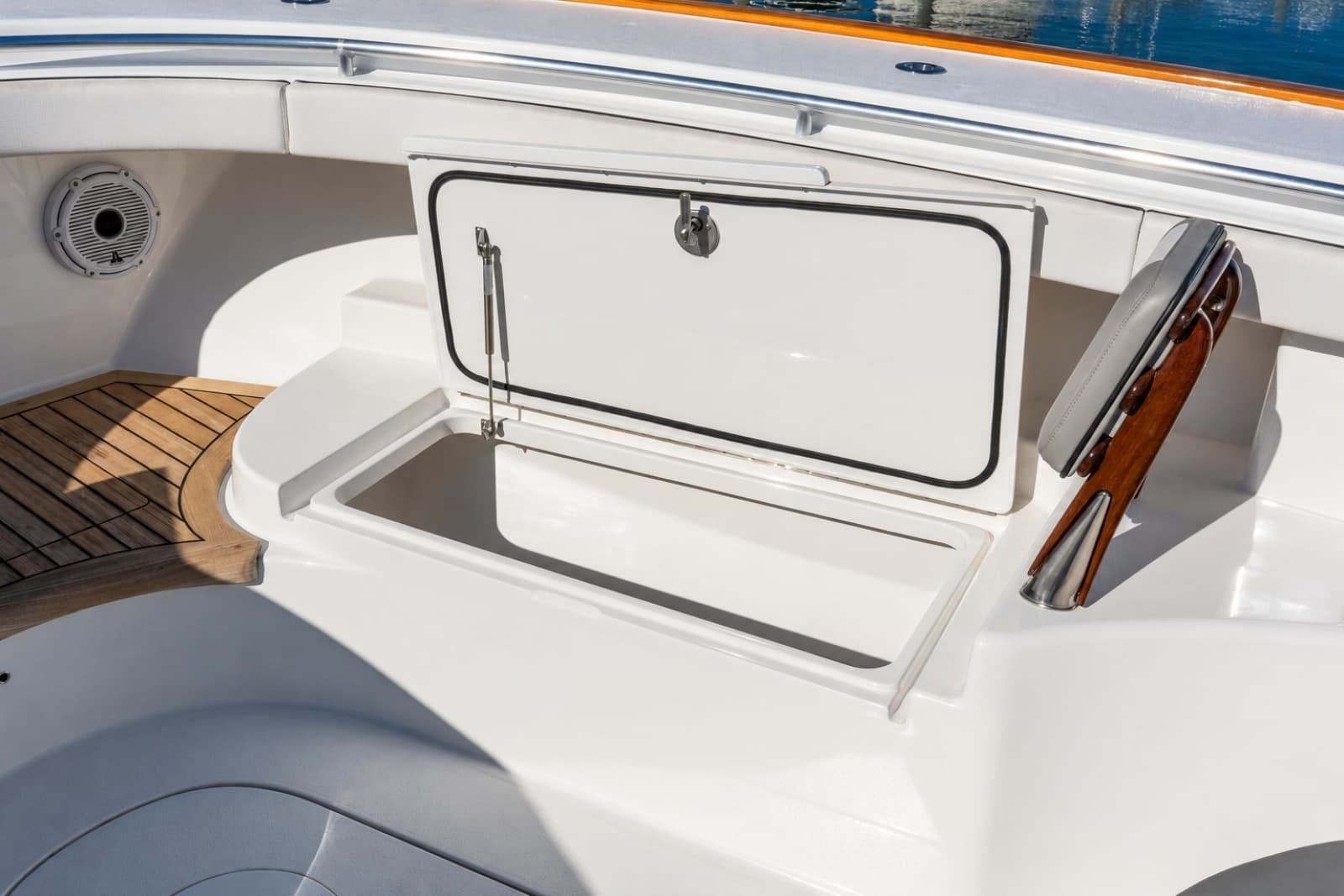 2022 Valhalla Boatworks V-46 - Photo 13