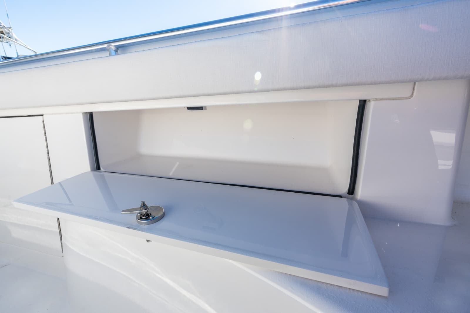 2022 Valhalla Boatworks V-46 - Photo 35