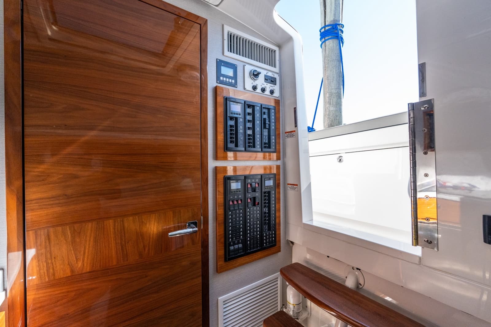 2022 Valhalla Boatworks V-46 - Photo 52