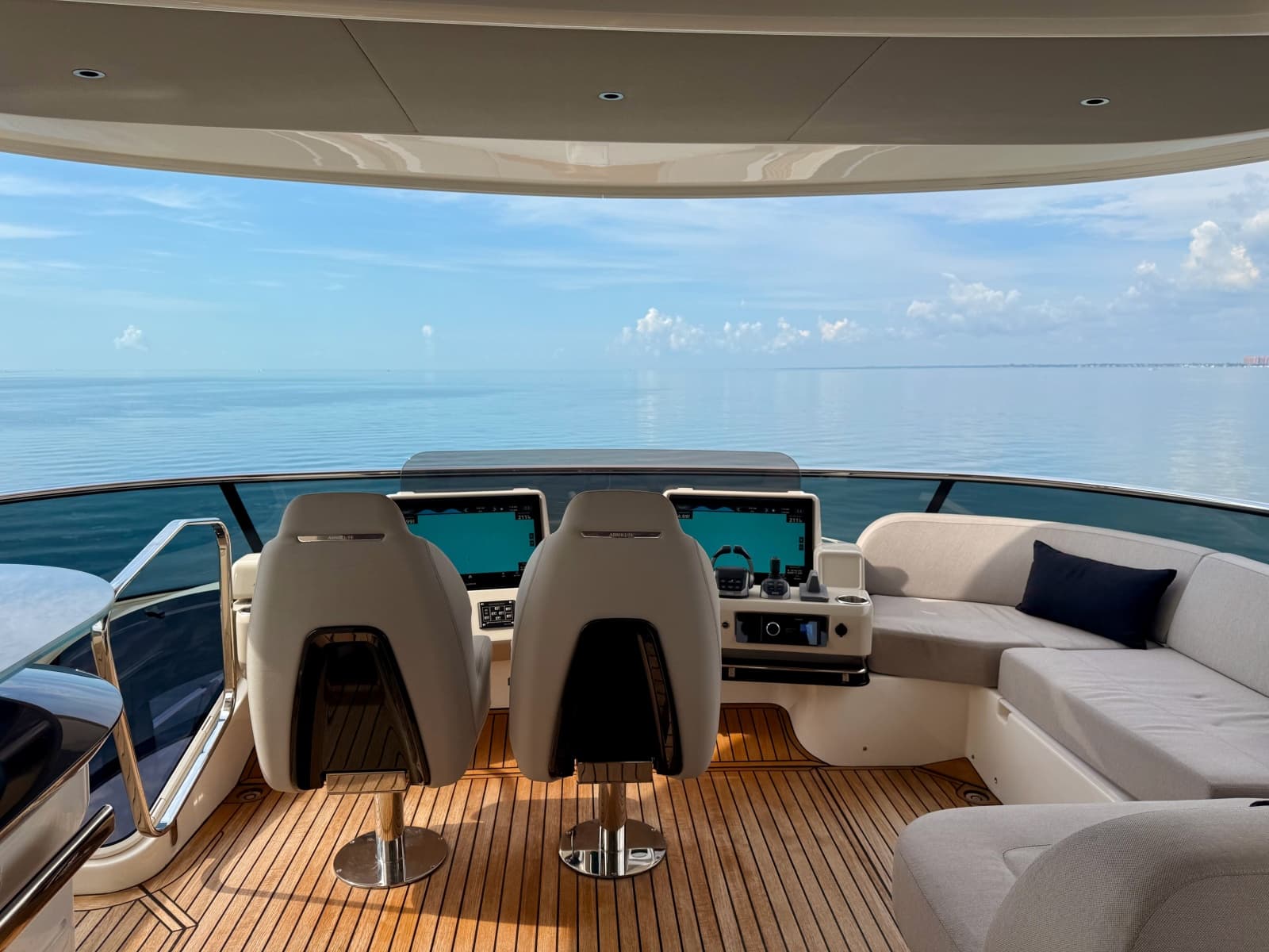 2023 Absolute Navetta - Photo 9
