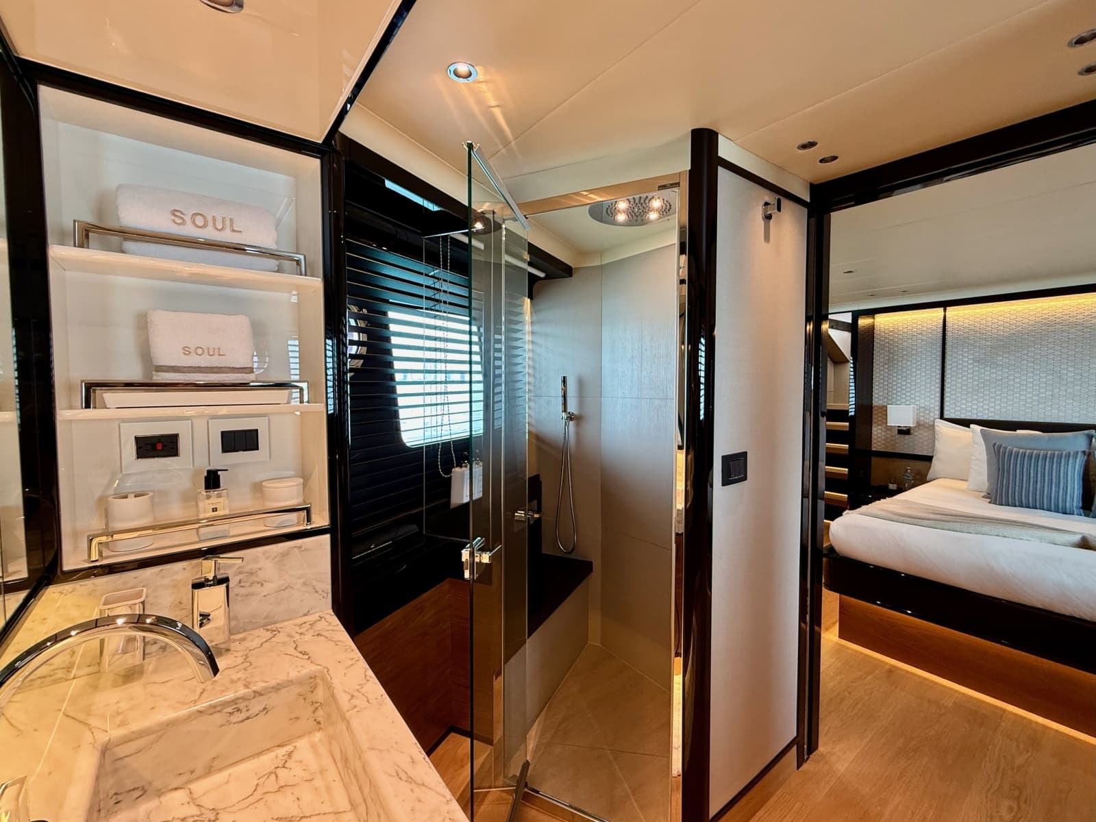 2023 Absolute Navetta - Photo 23