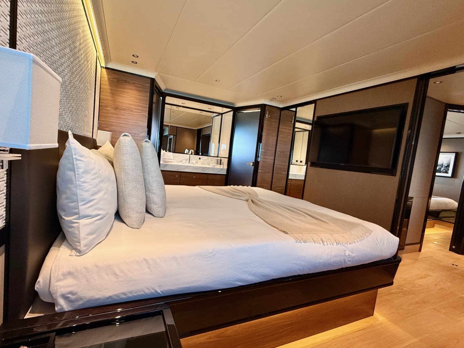 2023 Absolute Navetta - Photo 26