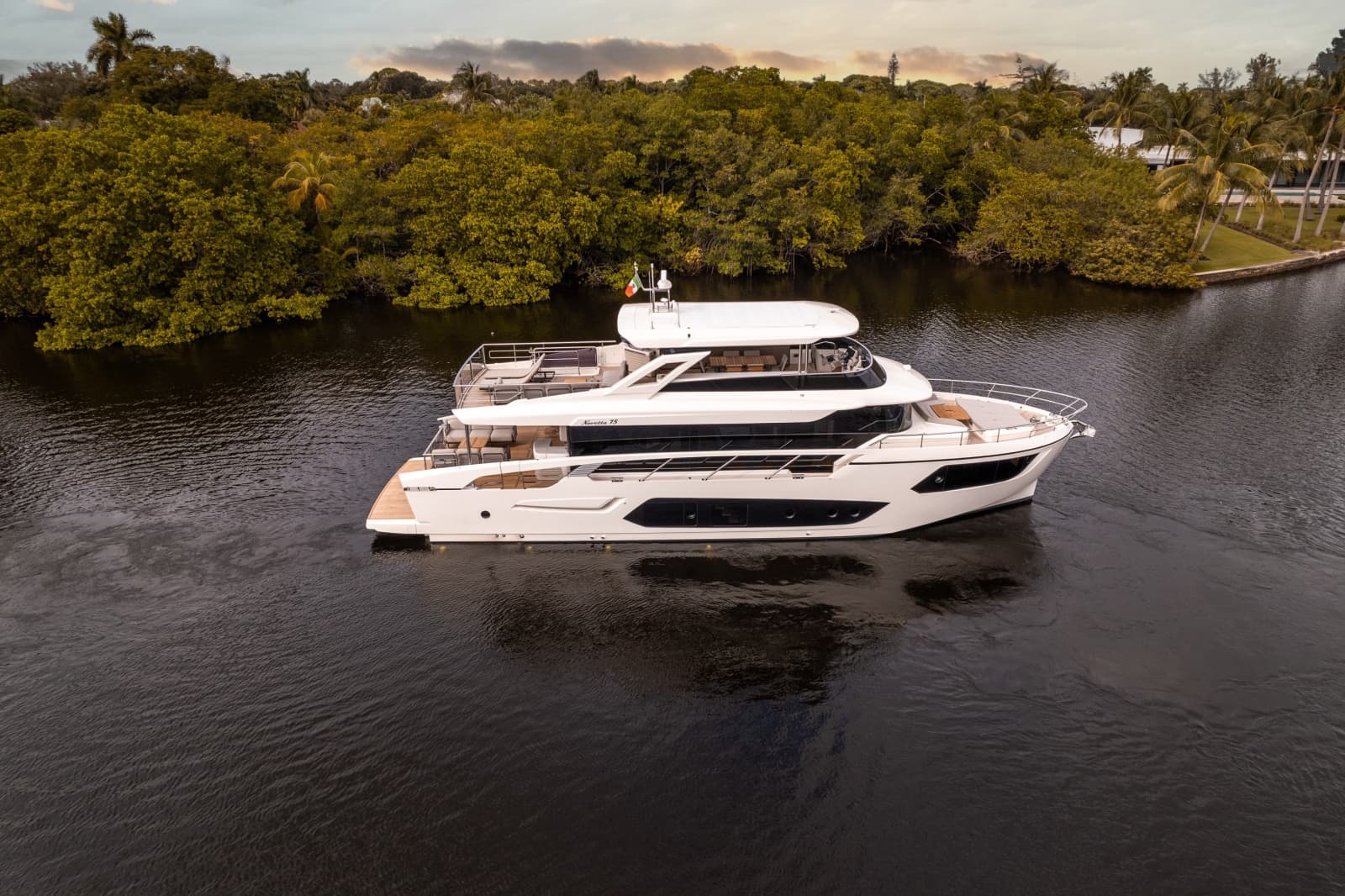 2023 Absolute Navetta - Photo 1