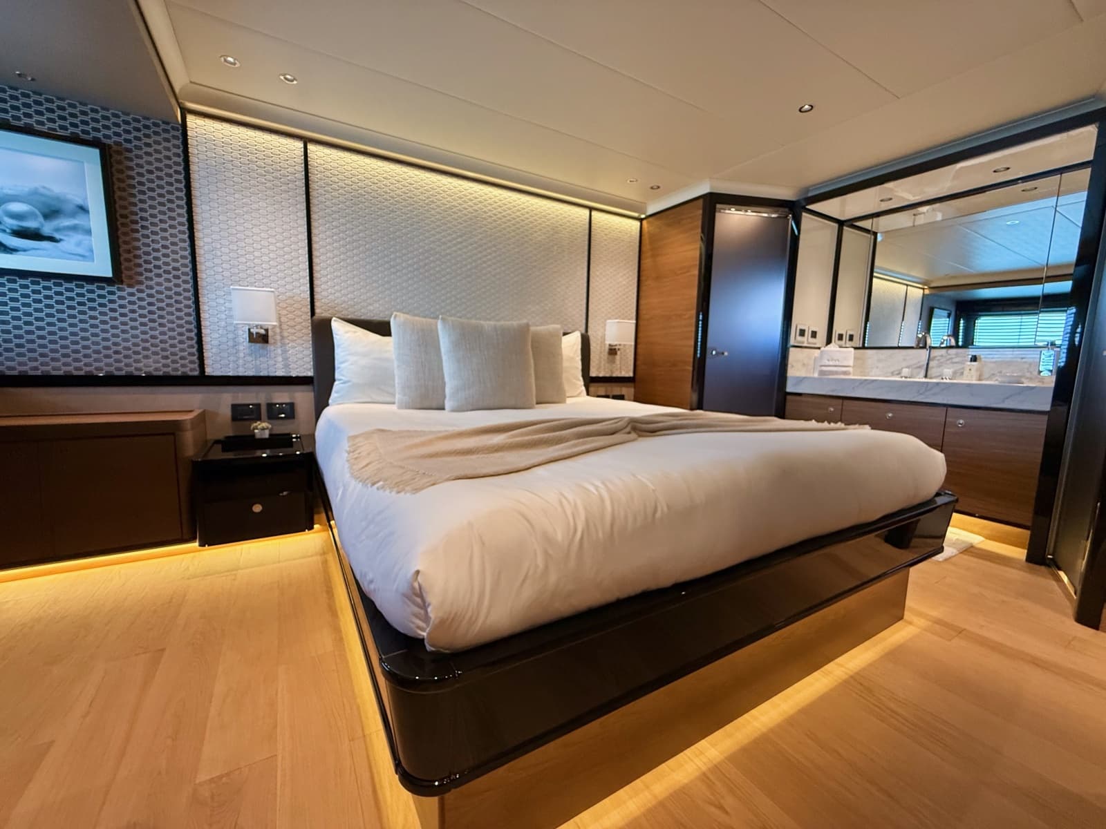 2023 Absolute Navetta - Photo 25