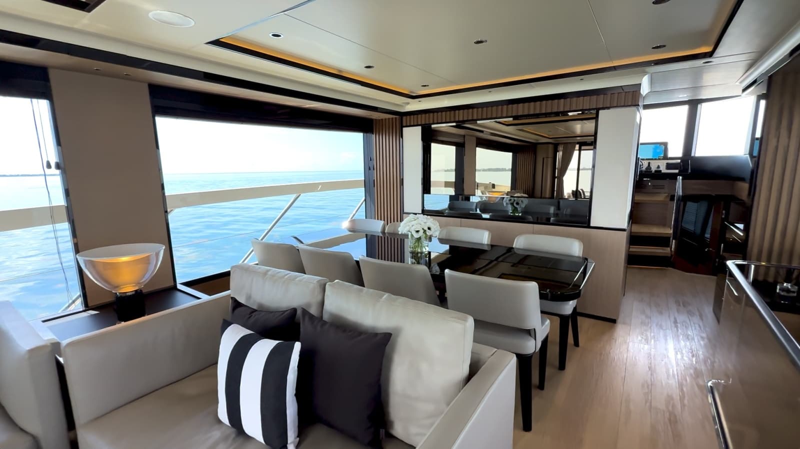 2023 Absolute Navetta - Photo 17