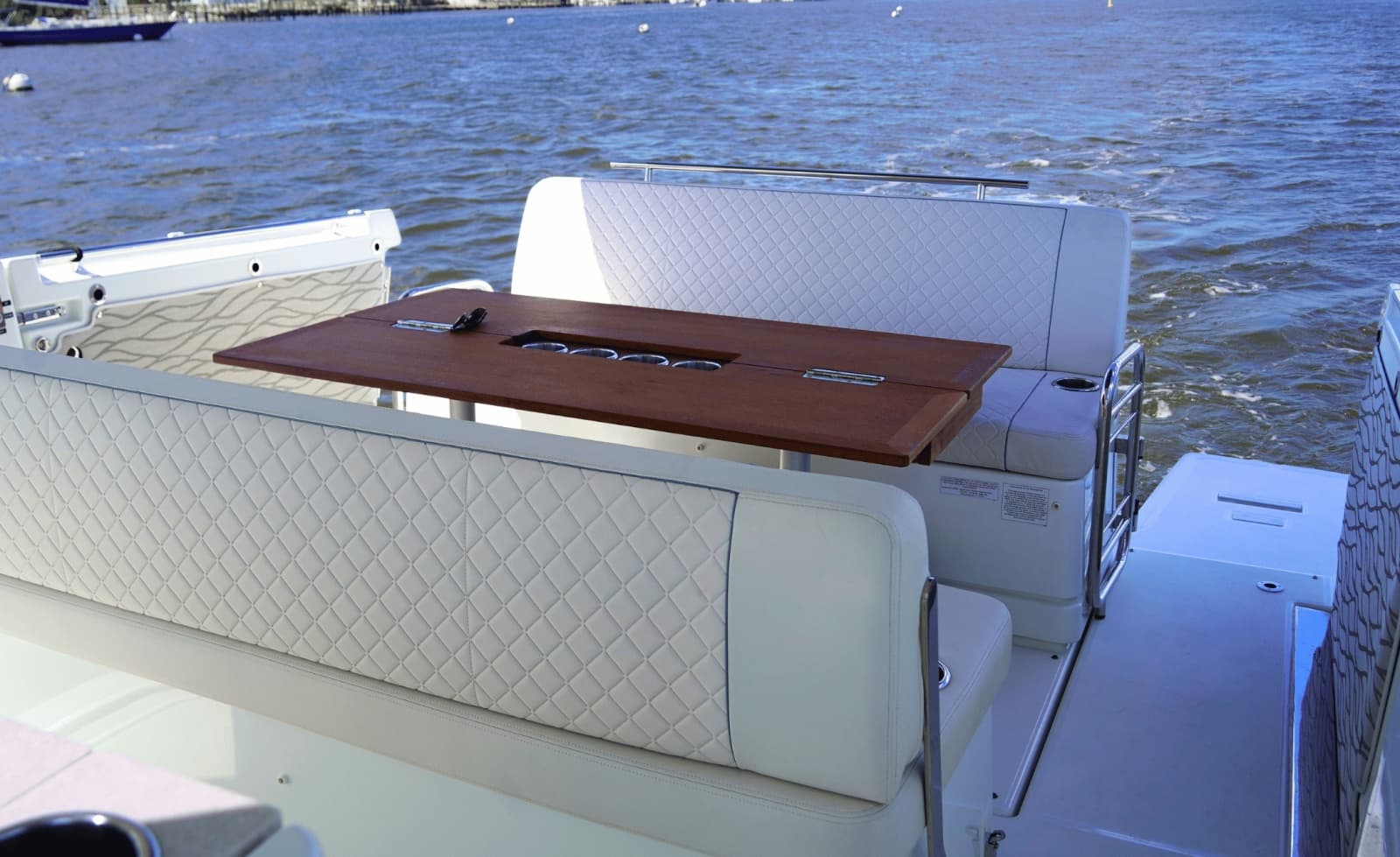 2025 Jeanneau DB37 - Photo 23
