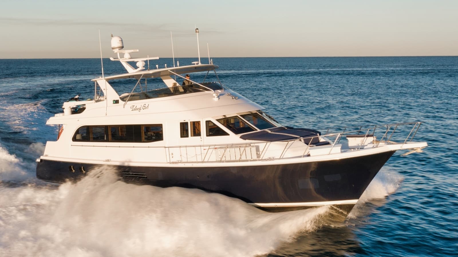 2002 Hatteras CPMY - Photo 1
