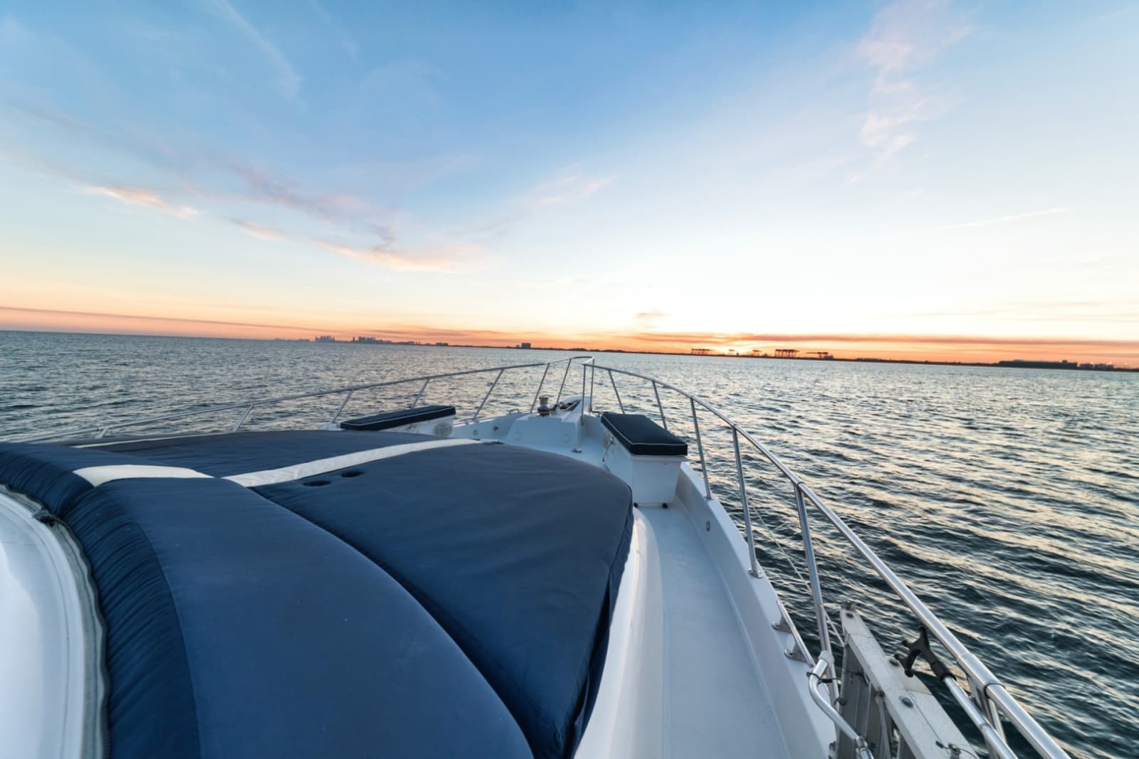 2002 Hatteras CPMY - Photo 13