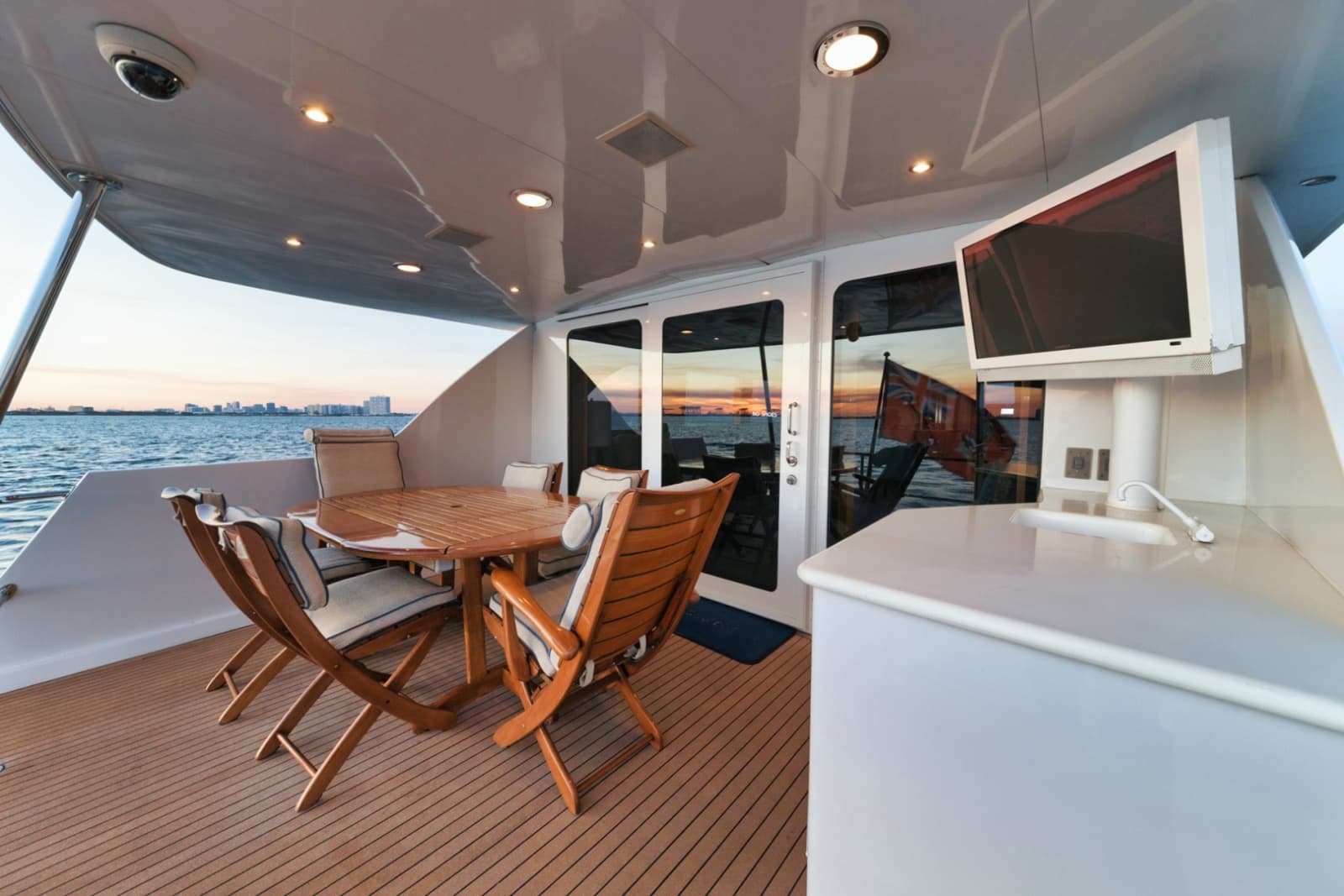 2002 Hatteras CPMY - Photo 16